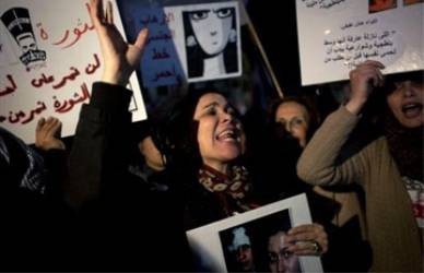 مجلة أمريكية : الإرهاب الجنسي أحدث وسائل اجهاض الثورة في مصر